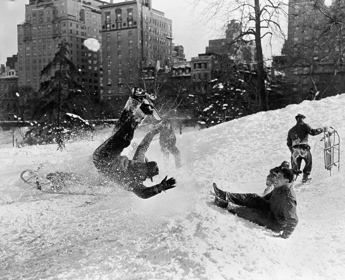 Framed Print : People having fun on snow in Central Park, New York City, New York State, USA Framed Print : People having fun on snow in Central Park, New York City, New York State, USA