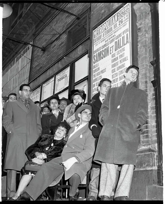 Framed Print : People Lined up Outside Metropolitan Opera Framed Print : People Lined up Outside Metropolitan Opera
