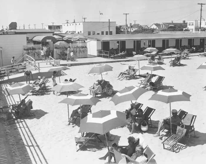 Framed Print : People relaxing on beach (B&W), elevated view Framed Print : People relaxing on beach (B&W), elevated view