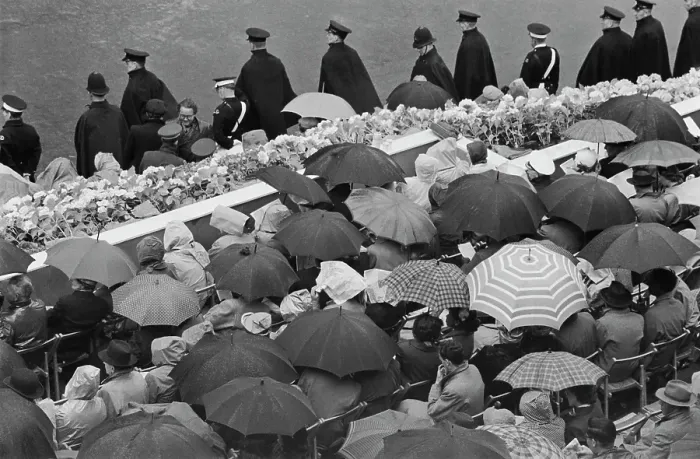 Framed Print : People With Umbrellas Framed Print : People With Umbrellas