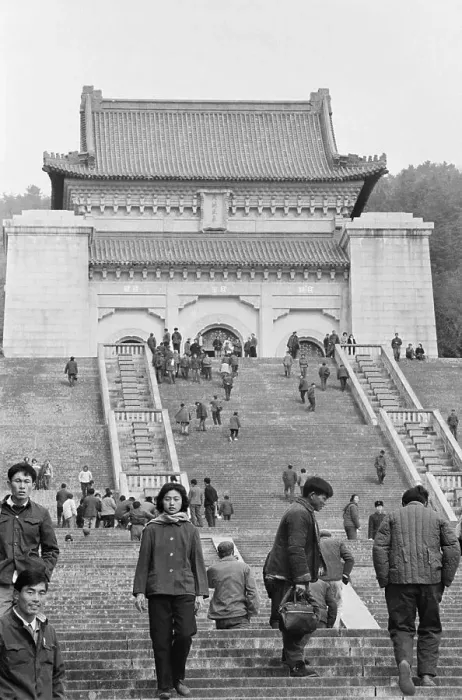 Framed Print : People Visiting Musoleum Of Sun Yat-Sen