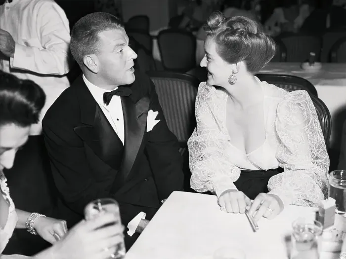 Framed Print : Performer Bette Davis Sitting With John Farnsworth at Table Framed Print : Performer Bette Davis Sitting With John Farnsworth at Table