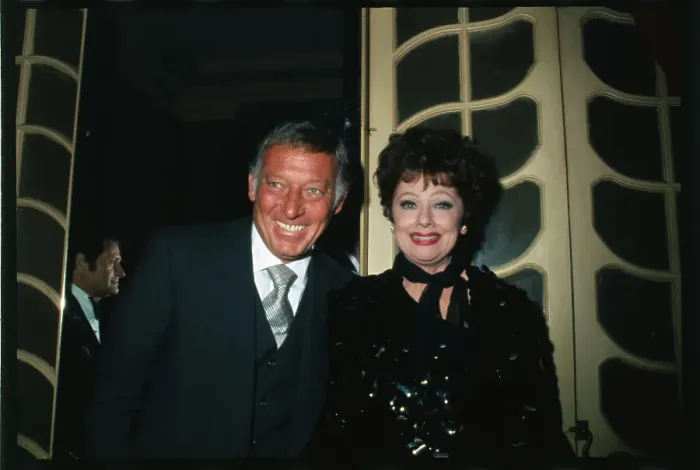 Framed Print : Performer Lucille Ball Posing With Gary Morton Framed Print : Performer Lucille Ball Posing With Gary Morton