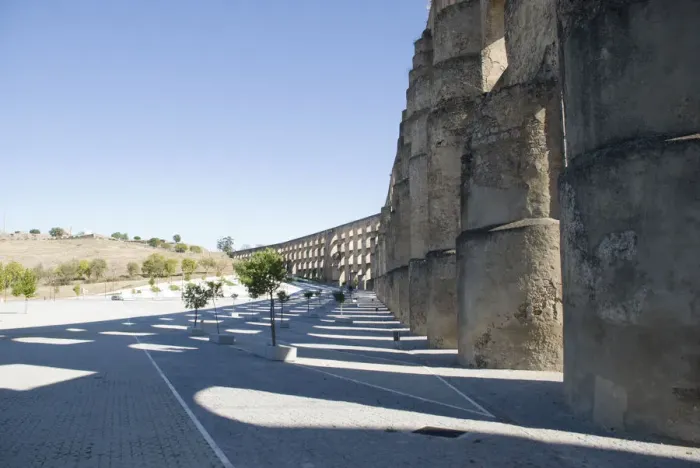 Framed Print : Perspective - Aqueduct Elvas (Portugal)