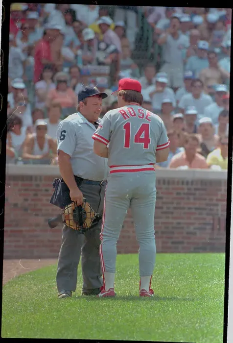 Framed Print : Pete Rose and Bruce Froemming Conversing Framed Print : Pete Rose and Bruce Froemming Conversing