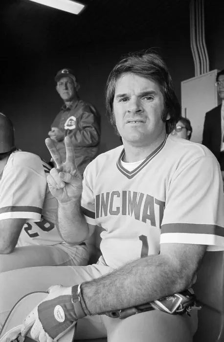 Framed Print : Pete Rose Gives Victory Sign In Dugout Framed Print : Pete Rose Gives Victory Sign In Dugout