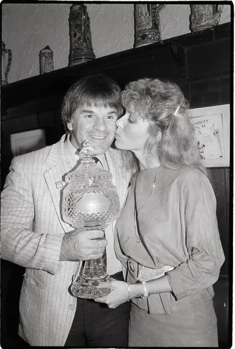 Framed Print : Pete Rose Holding Crystal Trophy Framed Print : Pete Rose Holding Crystal Trophy