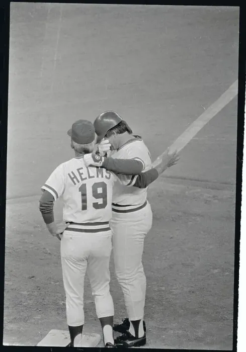 Framed Print : Pete Rose Overcome with Emotion Framed Print : Pete Rose Overcome with Emotion