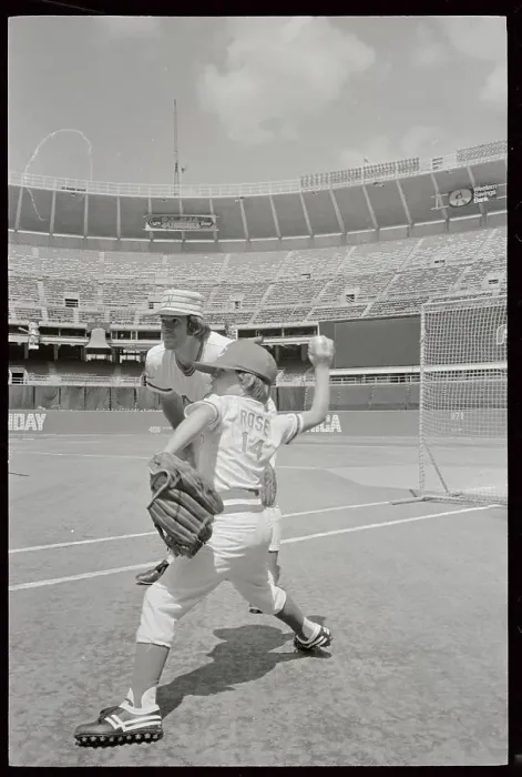 Framed Print : Pete Rose Playing with Son