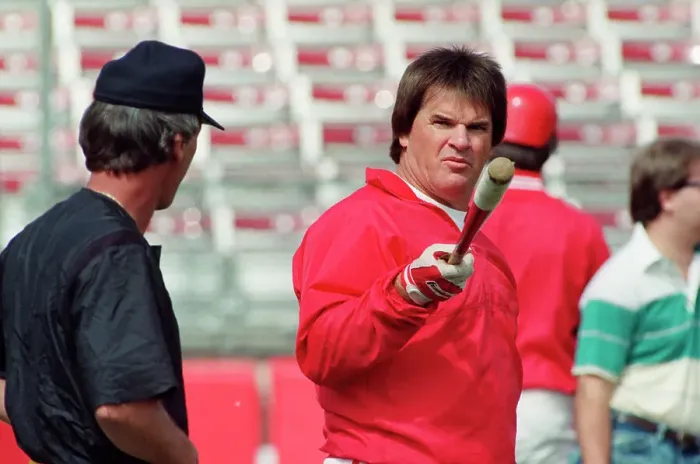 Framed Print : Pete Rose Pointing Bat At Camera Framed Print : Pete Rose Pointing Bat At Camera