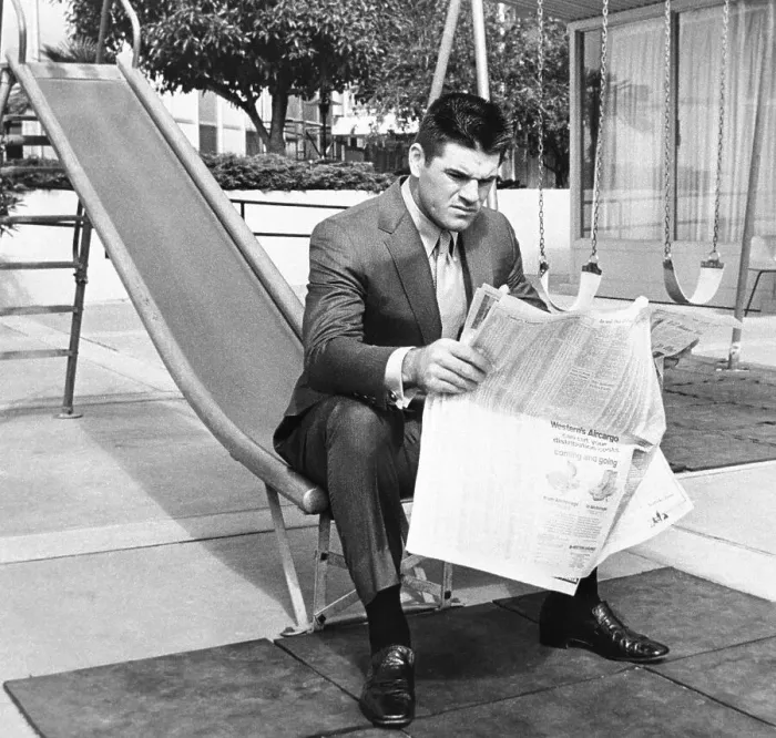 Framed Print : Pete Rose Reading Newspaper Framed Print : Pete Rose Reading Newspaper