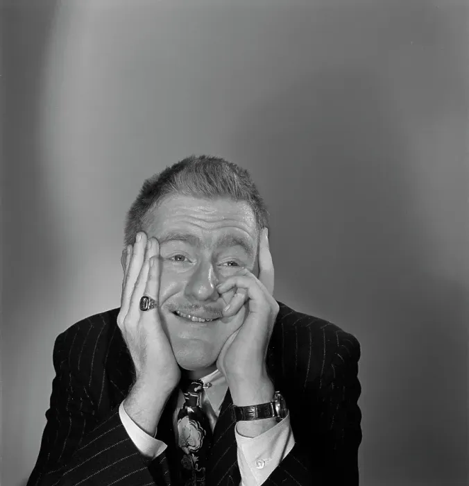 Framed Print : Peter Donald, British Actor & Comedian