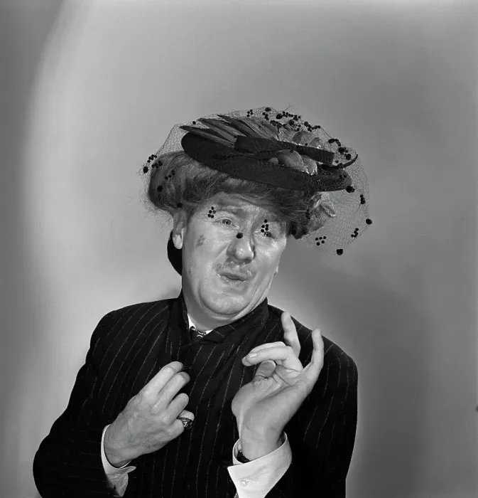 Framed Print : Peter Donald, British Actor & Comedian Framed Print : Peter Donald, British Actor & Comedian