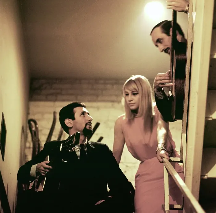 Framed Print : Peter Paul And Mary Cover Shoot