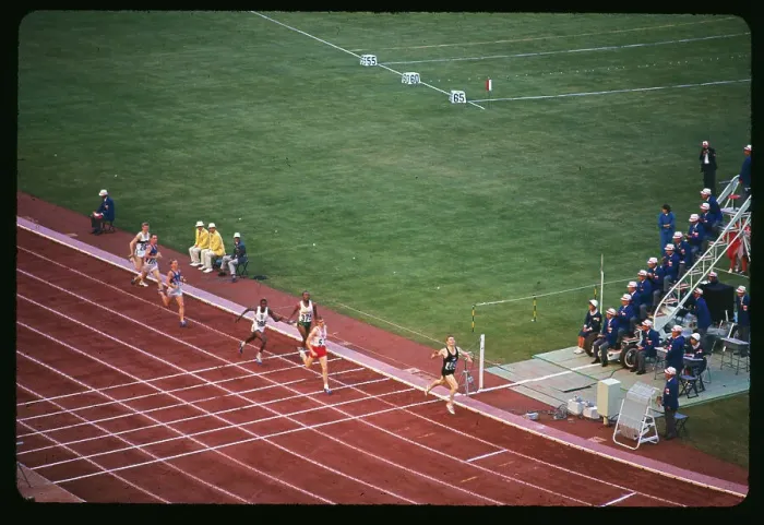 Framed Print : Peter Snell Winning Race Framed Print : Peter Snell Winning Race