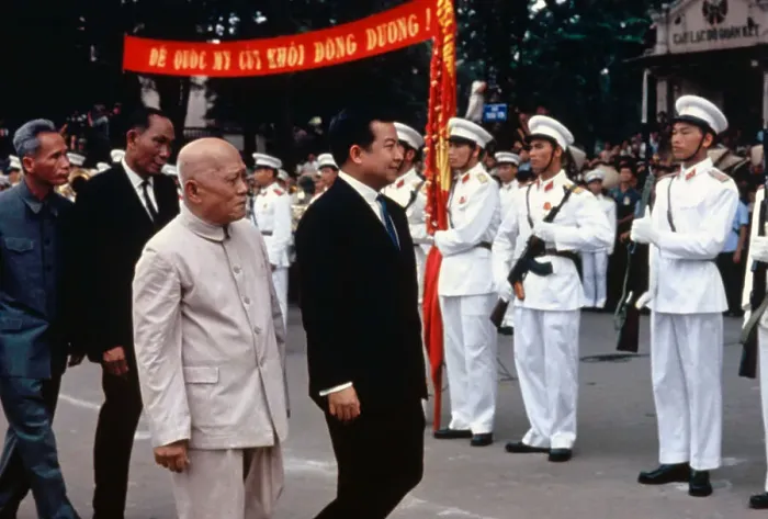 Framed Print : Pham Von Dong and Colleagues Inspecting Honor Guard Framed Print : Pham Von Dong and Colleagues Inspecting Honor Guard