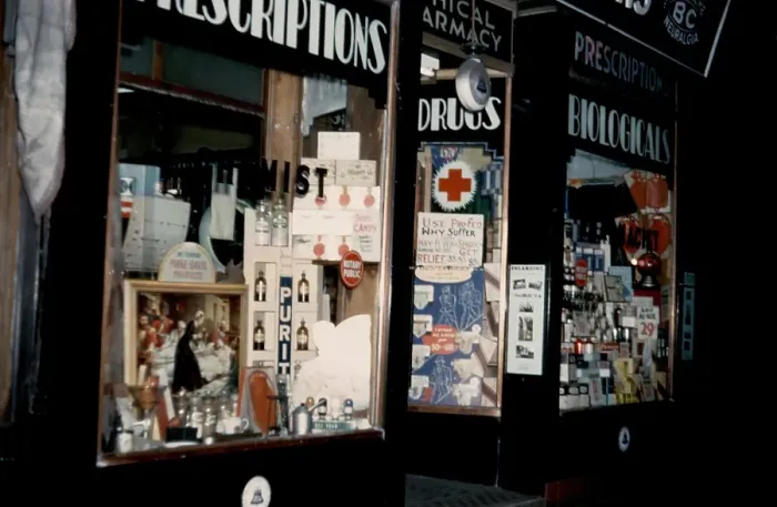 Framed Print : Pharmacy. NEW YORK - SEPTEMBER 1941: A view of the exterior of a Pharmacy Framed Print : Pharmacy. NEW YORK - SEPTEMBER 1941: A view of the exterior of a Pharmacy