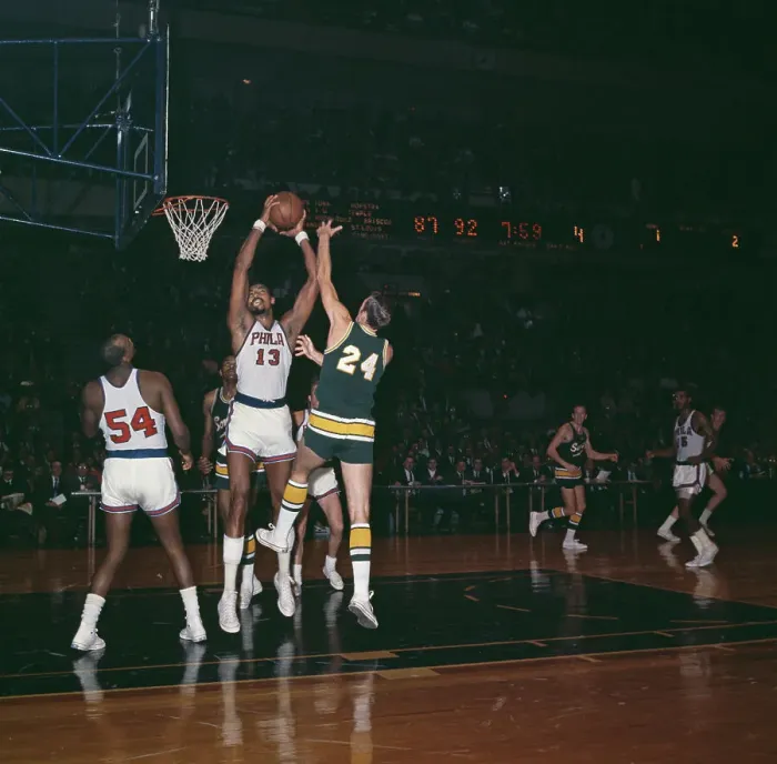 Framed Print : Philadelphia 76ers Vs Seattle Super Sonics Framed Print : Philadelphia 76ers Vs Seattle Super Sonics