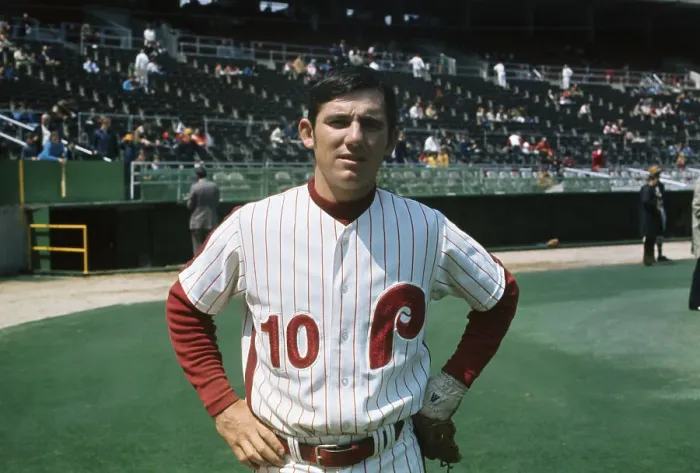 Framed Print : Philadelphia Phillies Infielder Larry Bowa Framed Print : Philadelphia Phillies Infielder Larry Bowa