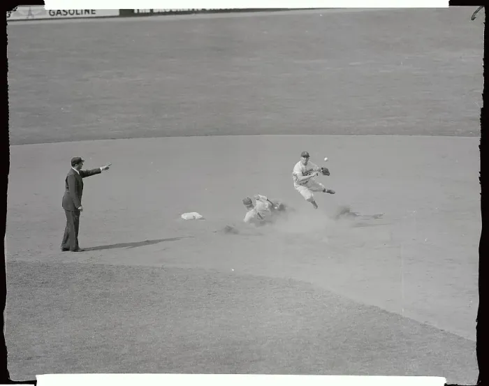Framed Print : Phillies and Dodger Game in Action Framed Print : Phillies and Dodger Game in Action