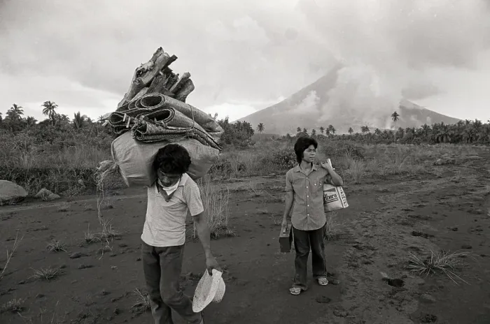 Framed Print : Phillipinos Carry Belonings, Flee Volcano Framed Print : Phillipinos Carry Belonings, Flee Volcano