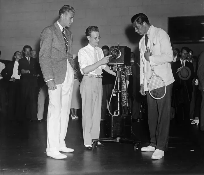 : Philo Farnsworth Showing TV Lens to Tennis Stars : Philo Farnsworth Showing TV Lens to Tennis Stars