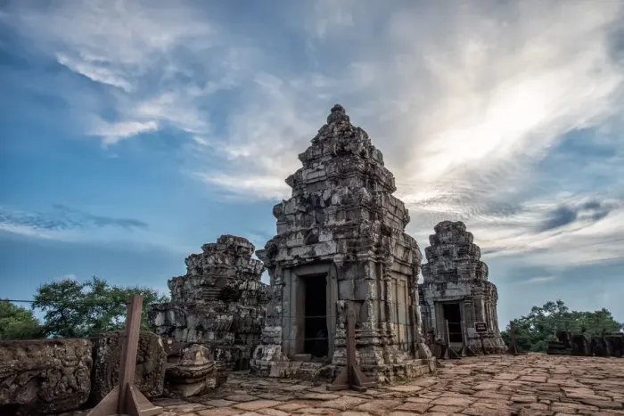 Framed Print : Phnom Bakheng famous place for sunset near angkor wat at siem reap, cambodia
