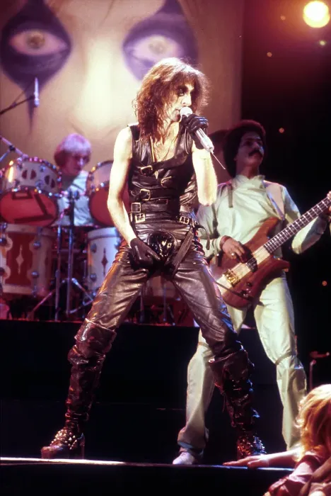 Framed Print : Photo of Alice Cooper Framed Print : Photo of Alice Cooper