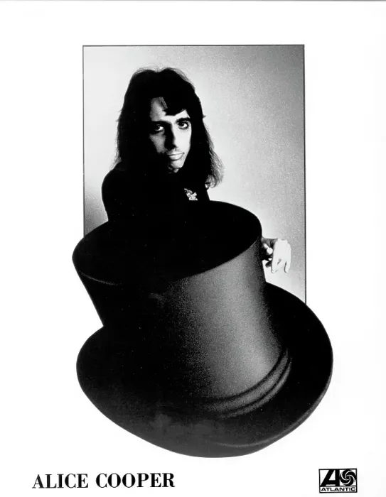 Framed Print : Photo of Alice Cooper Framed Print : Photo of Alice Cooper