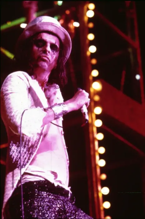 Framed Print : Photo of Alice Cooper Framed Print : Photo of Alice Cooper
