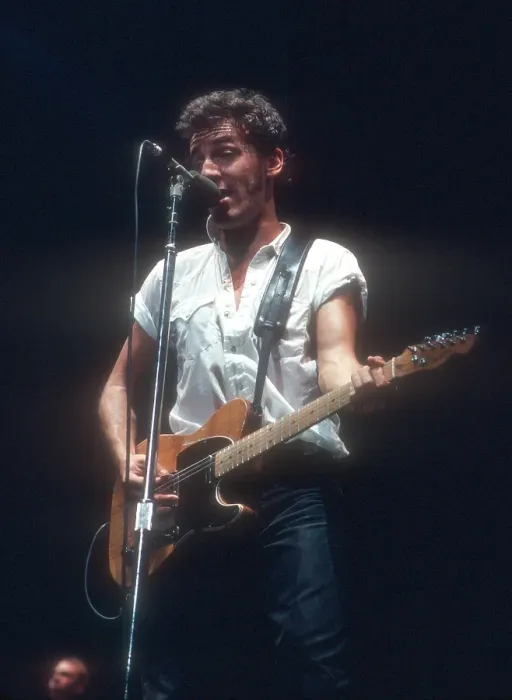 Framed Print : Photo of Bruce Springsteen Framed Print : Photo of Bruce Springsteen