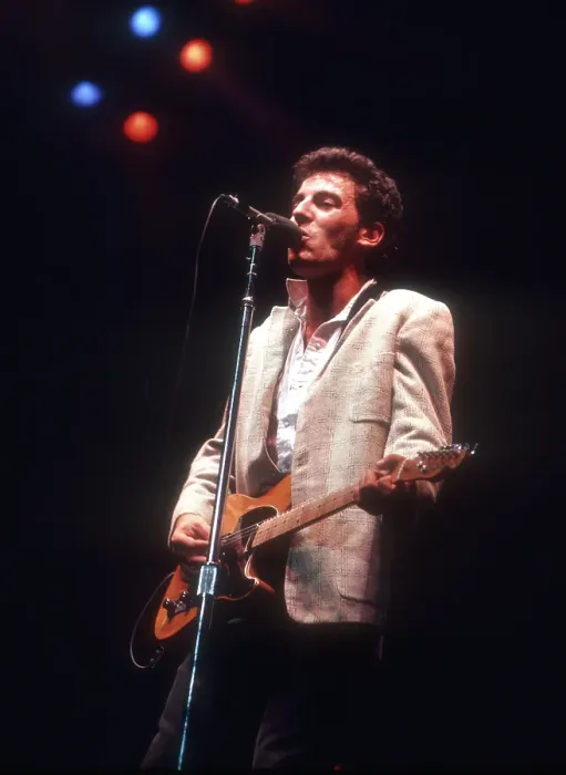 Framed Print : Photo of Bruce Springsteen Framed Print : Photo of Bruce Springsteen