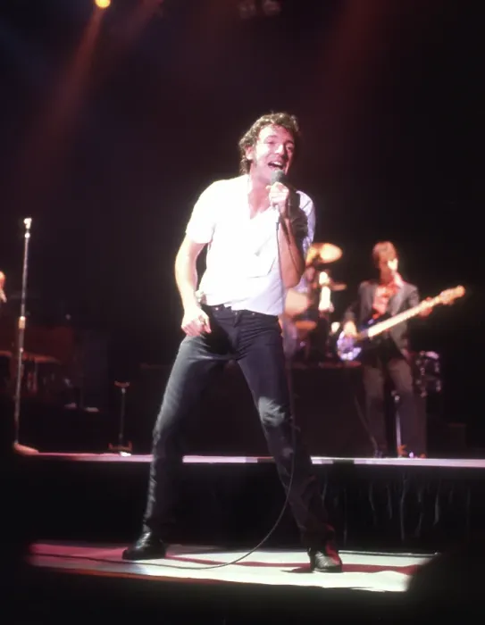 Framed Print : Photo of Bruce Springsteen Framed Print : Photo of Bruce Springsteen