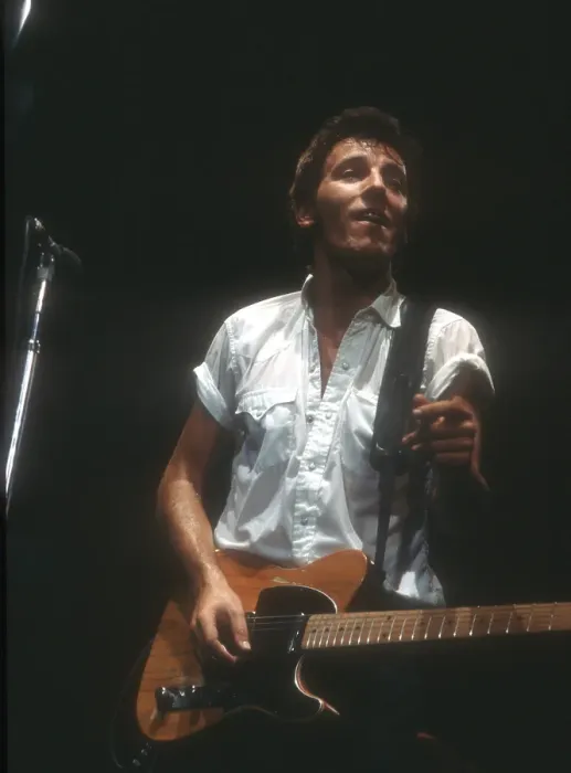 Framed Print : Photo of Bruce Springsteen Framed Print : Photo of Bruce Springsteen