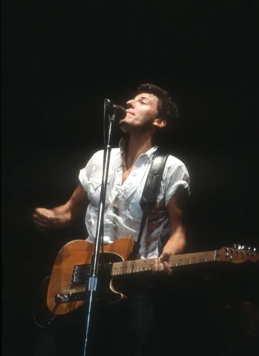 Framed Print : Photo of Bruce Springsteen Framed Print : Photo of Bruce Springsteen