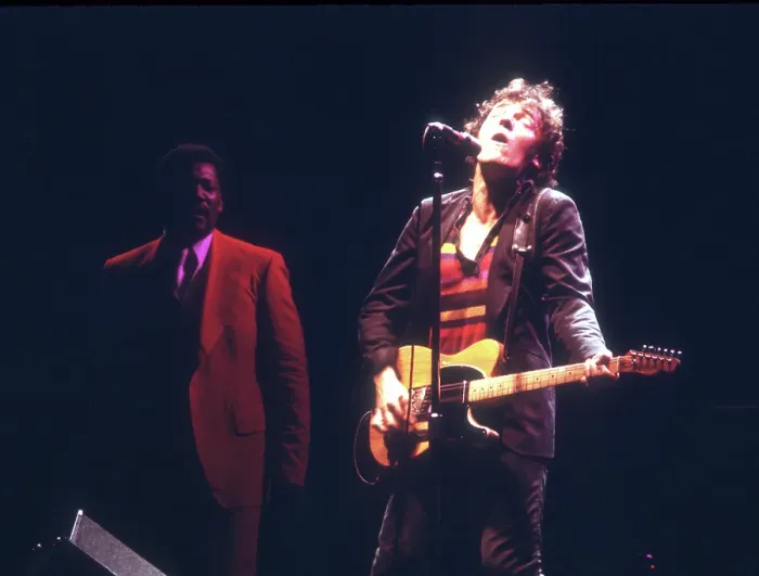 Framed Print : Photo of Bruce Springsteen Framed Print : Photo of Bruce Springsteen