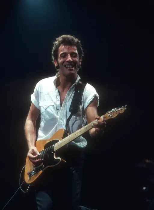 Framed Print : Photo of Bruce Springsteen Framed Print : Photo of Bruce Springsteen