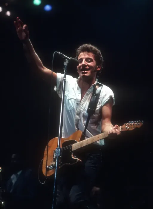 Framed Print : Photo of Bruce Springsteen Framed Print : Photo of Bruce Springsteen