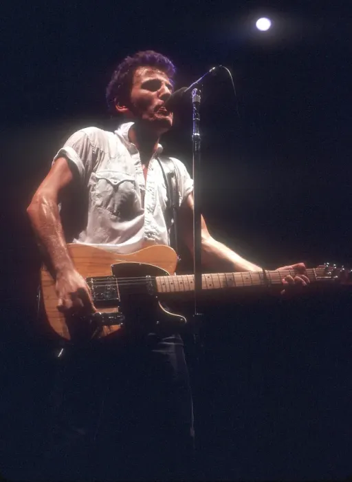 Framed Print : Photo of Bruce Springsteen Framed Print : Photo of Bruce Springsteen