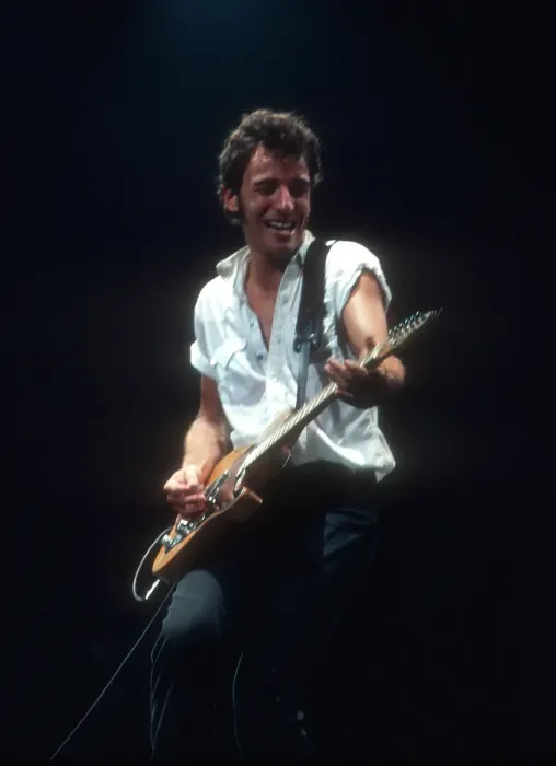 Framed Print : Photo of Bruce Springsteen Framed Print : Photo of Bruce Springsteen