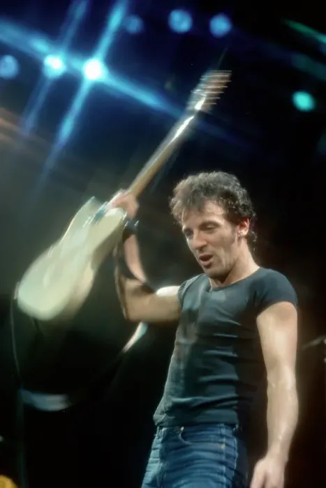 Framed Print : Photo of Bruce Springsteen Framed Print : Photo of Bruce Springsteen