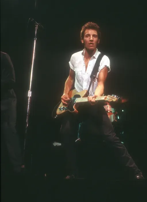 Framed Print : Photo of Bruce Springsteen Framed Print : Photo of Bruce Springsteen