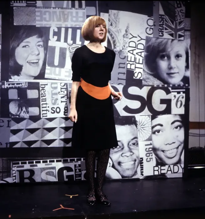 Framed Print : Photo of Cilla Black Framed Print : Photo of Cilla Black