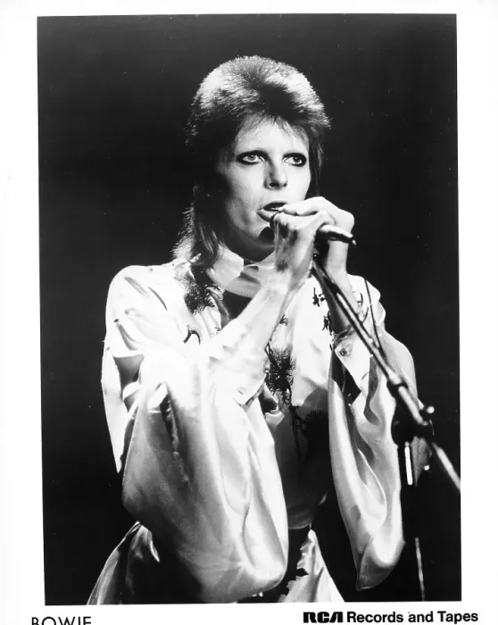 Framed Print : Photo of David Bowie Framed Print : Photo of David Bowie