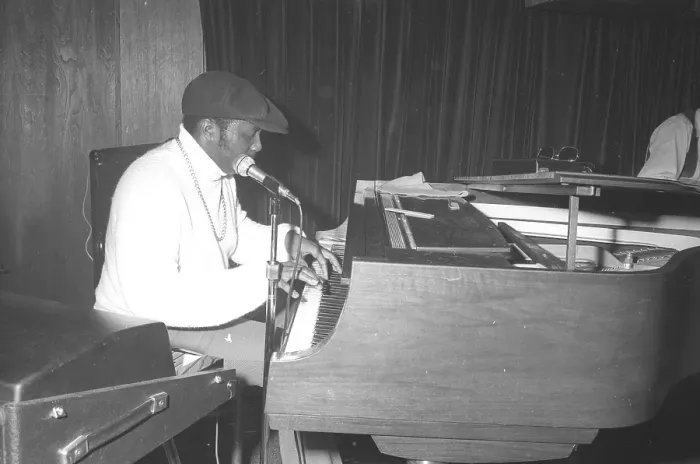 Framed Print : Photo of Donny Hathaway Framed Print : Photo of Donny Hathaway