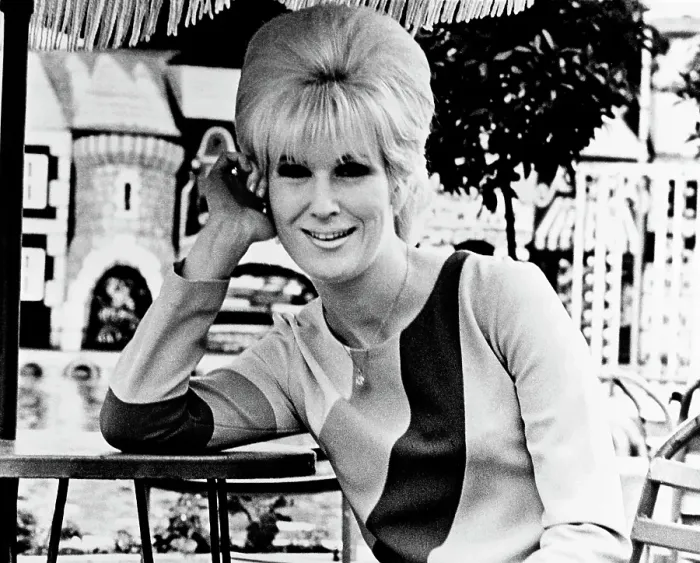 Framed Print : Photo of Dusty Springfield