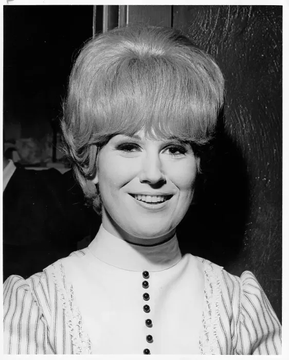 Framed Print : Photo of Dusty Springfield