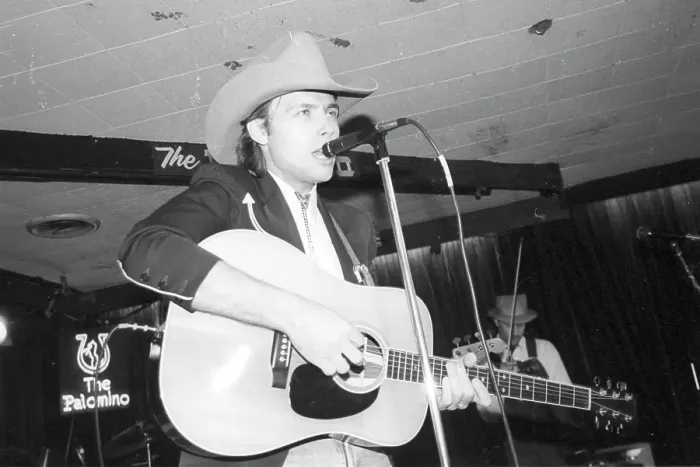 Framed Print : Photo of Dwight Yoakam Framed Print : Photo of Dwight Yoakam