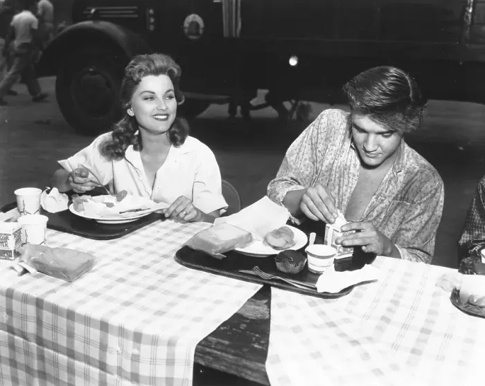 Framed Print : Photo of Elvis Presley on the set of Love Me Tender Framed Print : Photo of Elvis Presley on the set of Love Me Tender