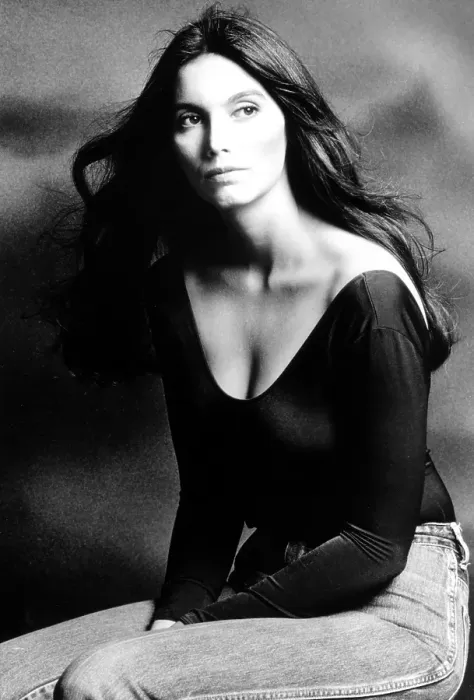 Framed Print : Photo of Emmylou Harris